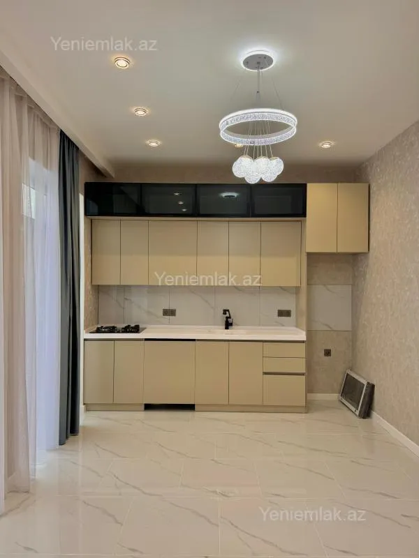 Satılır 4 otaqlı həyət evi 130 m²