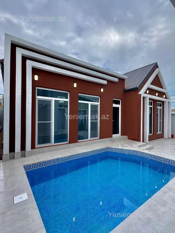 Satılır 4 otaqlı həyət evi 130 m²