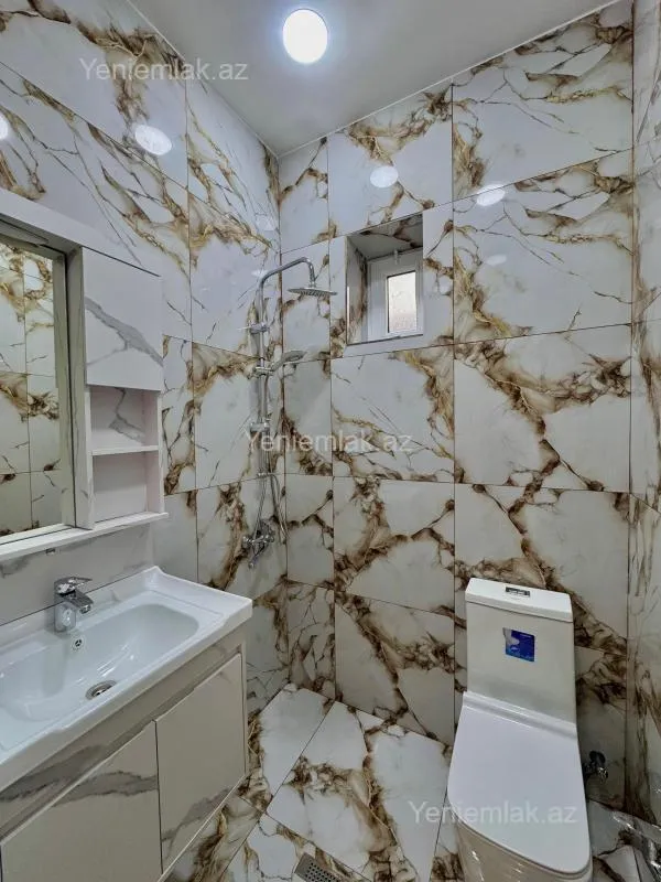Satılır 4 otaqlı həyət evi 130 m²