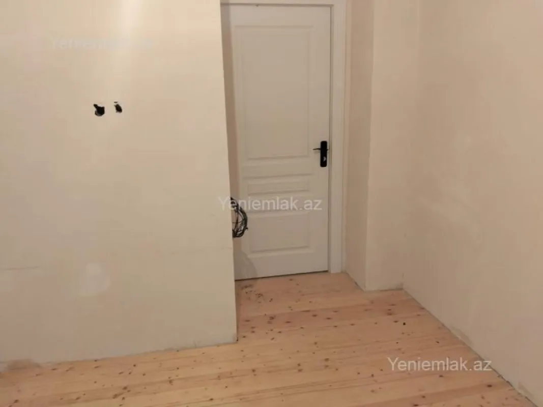 Satılır 3 otaqlı yeni tikili 93 m²