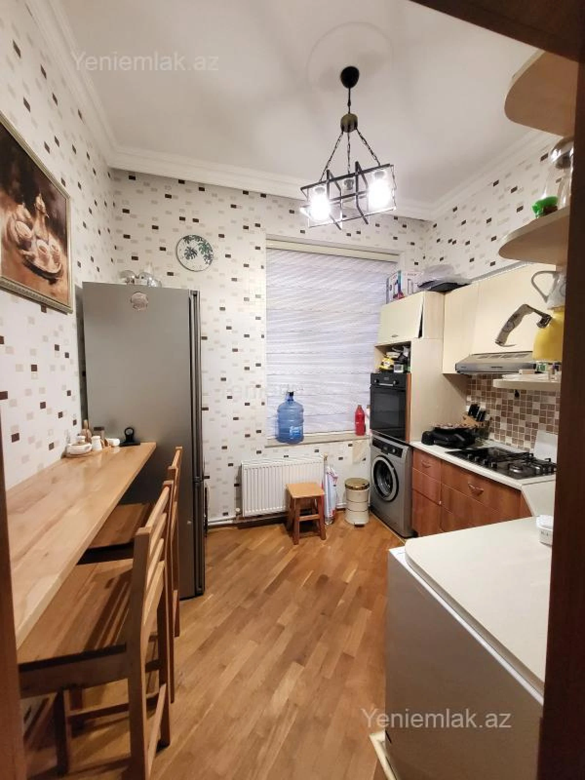 Satılır 2 otaqlı köhnə tikili 62 m²