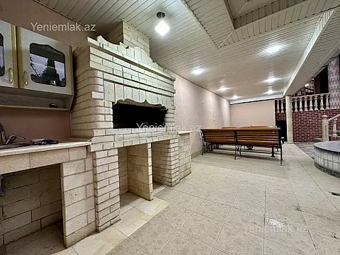 Satılır 5 otaqlı həyət evi 400 m²