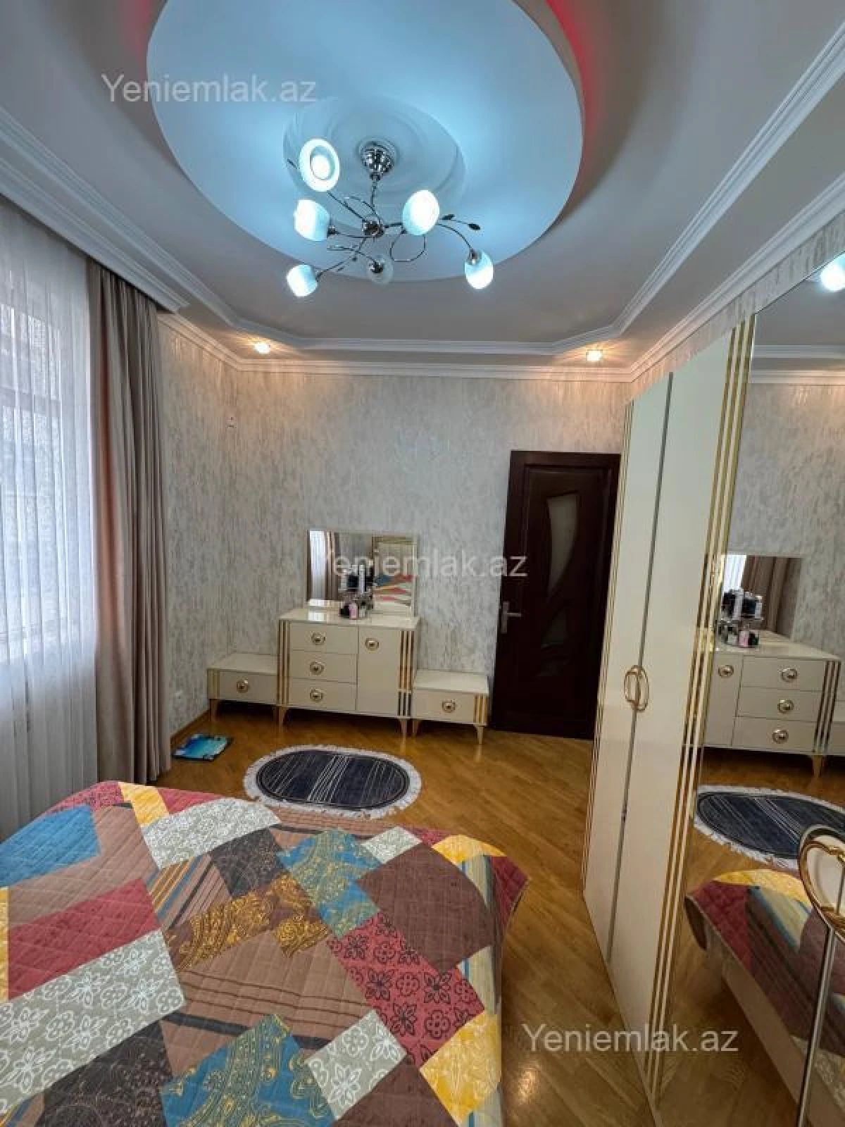 Satılır 3 otaqlı yeni tikili 75 m²