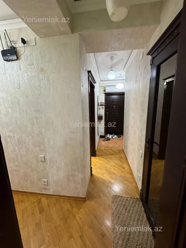 Satılır 3 otaqlı yeni tikili 75 m²