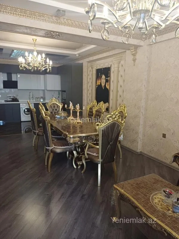 Satılır 4 otaqlı yeni tikili 120 m²