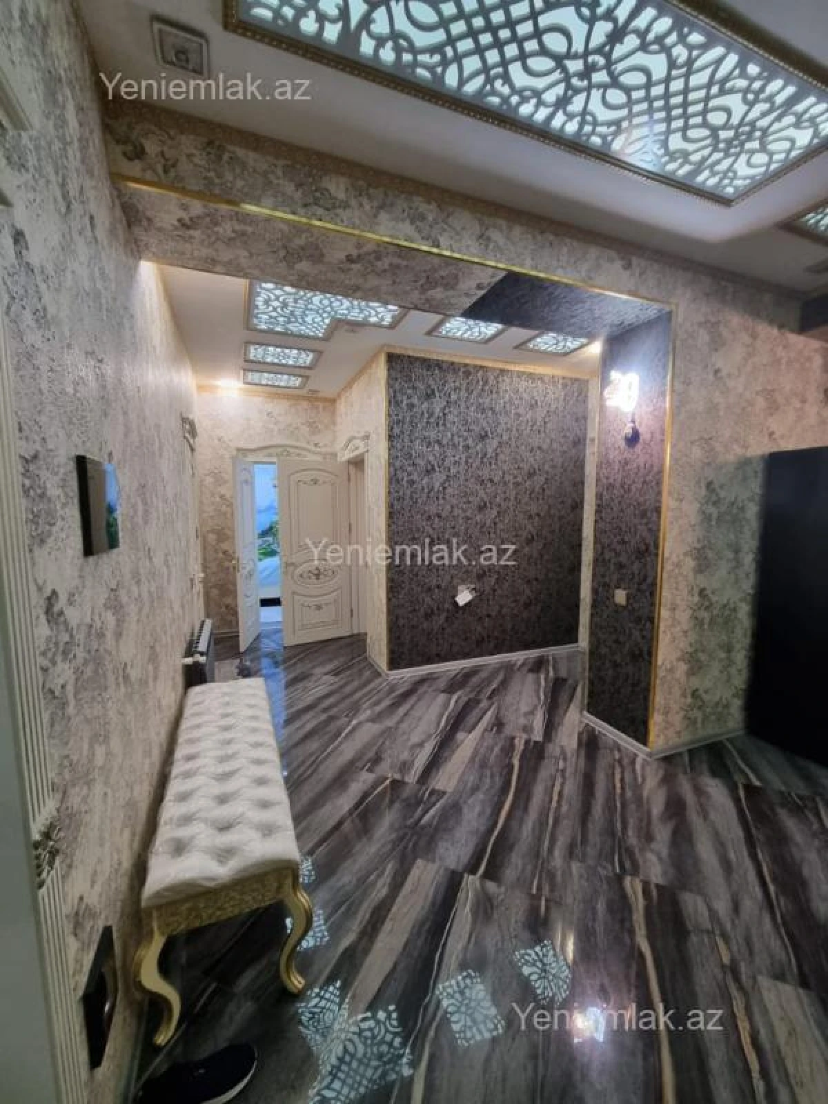 Satılır 4 otaqlı yeni tikili 120 m²