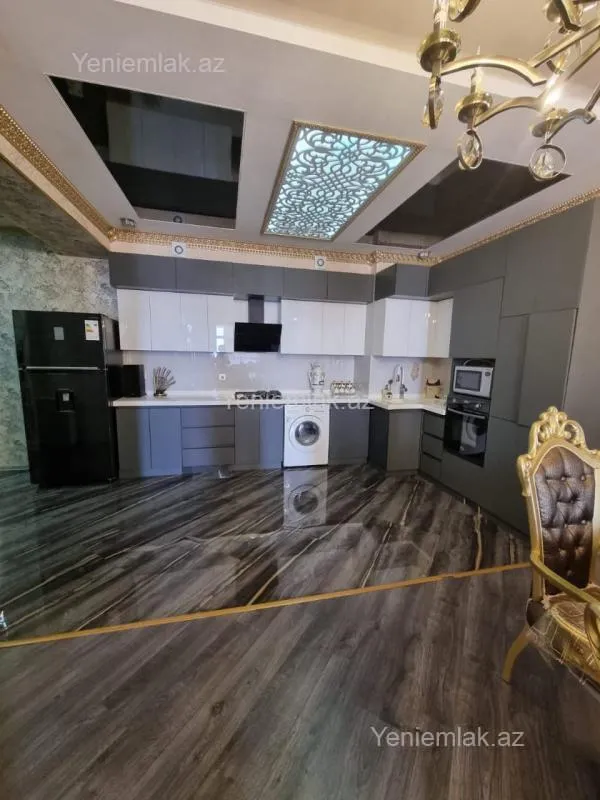 Satılır 4 otaqlı yeni tikili 120 m²