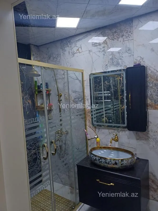 Satılır 4 otaqlı yeni tikili 120 m²