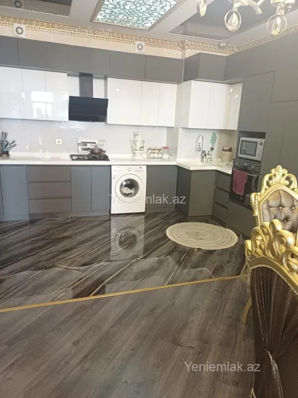 Satılır 4 otaqlı yeni tikili 120 m²