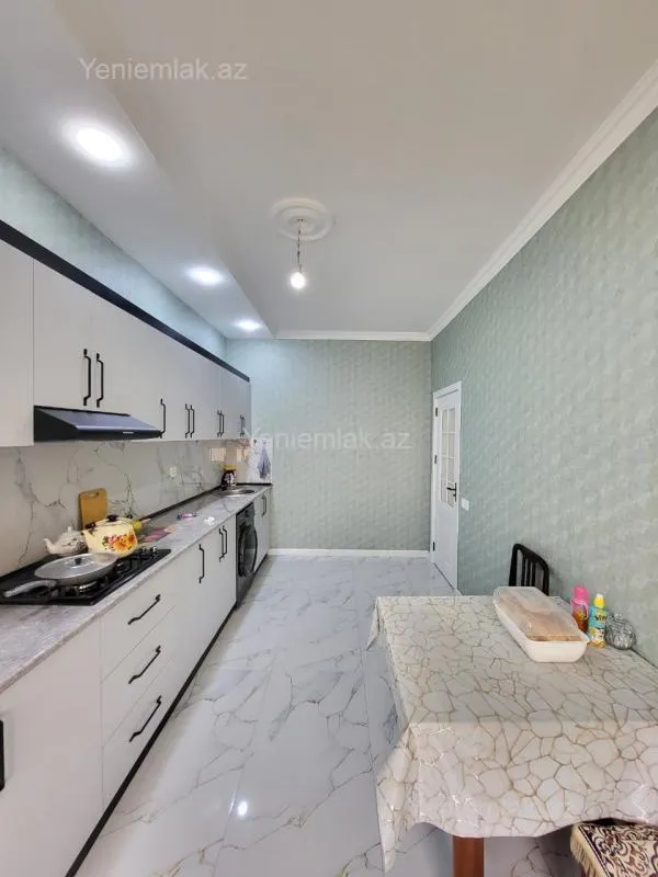 Satılır 5 otaqlı həyət evi 130 m²