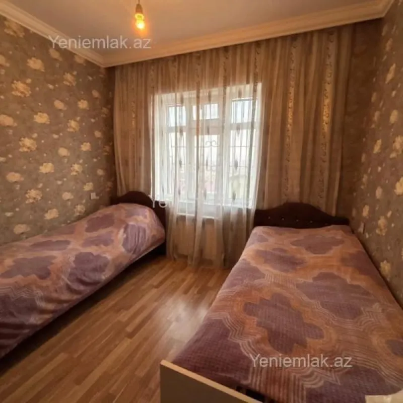 Satılır 3 otaqlı köhnə tikili 74 m²