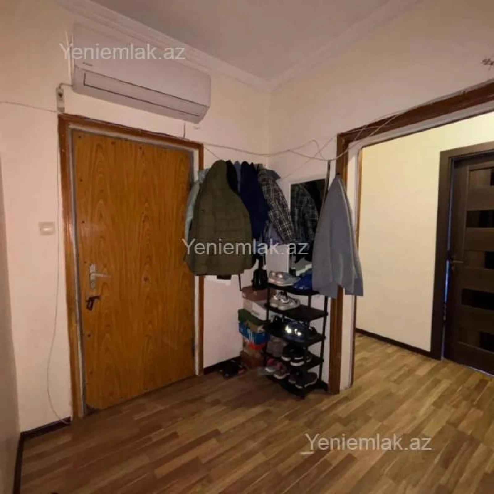 Satılır 3 otaqlı köhnə tikili 74 m²