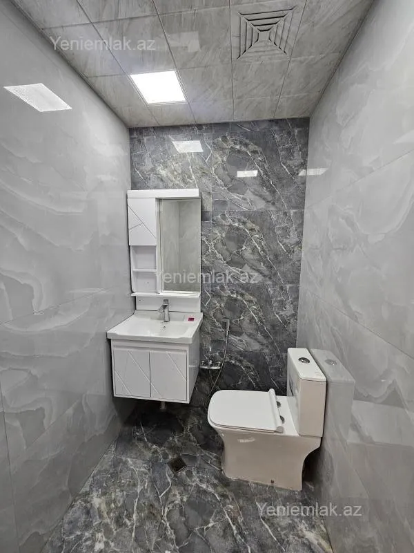 Satılır 3 otaqlı yeni tikili 85 m²