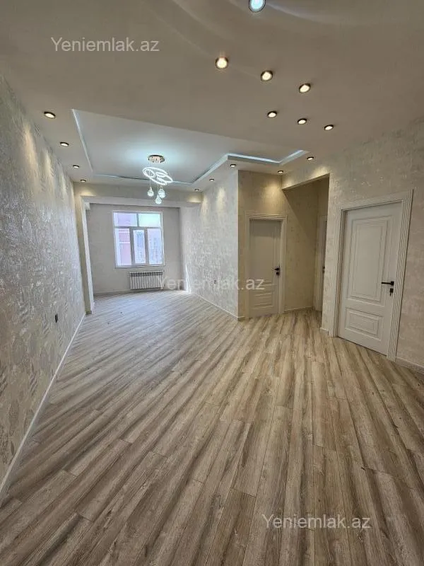 Satılır 3 otaqlı yeni tikili 85 m²