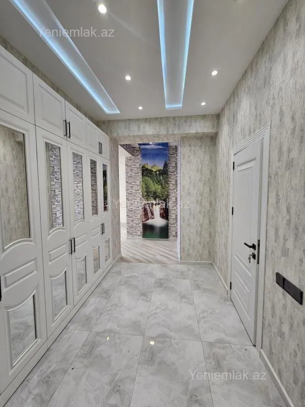 Satılır 3 otaqlı yeni tikili 85 m²