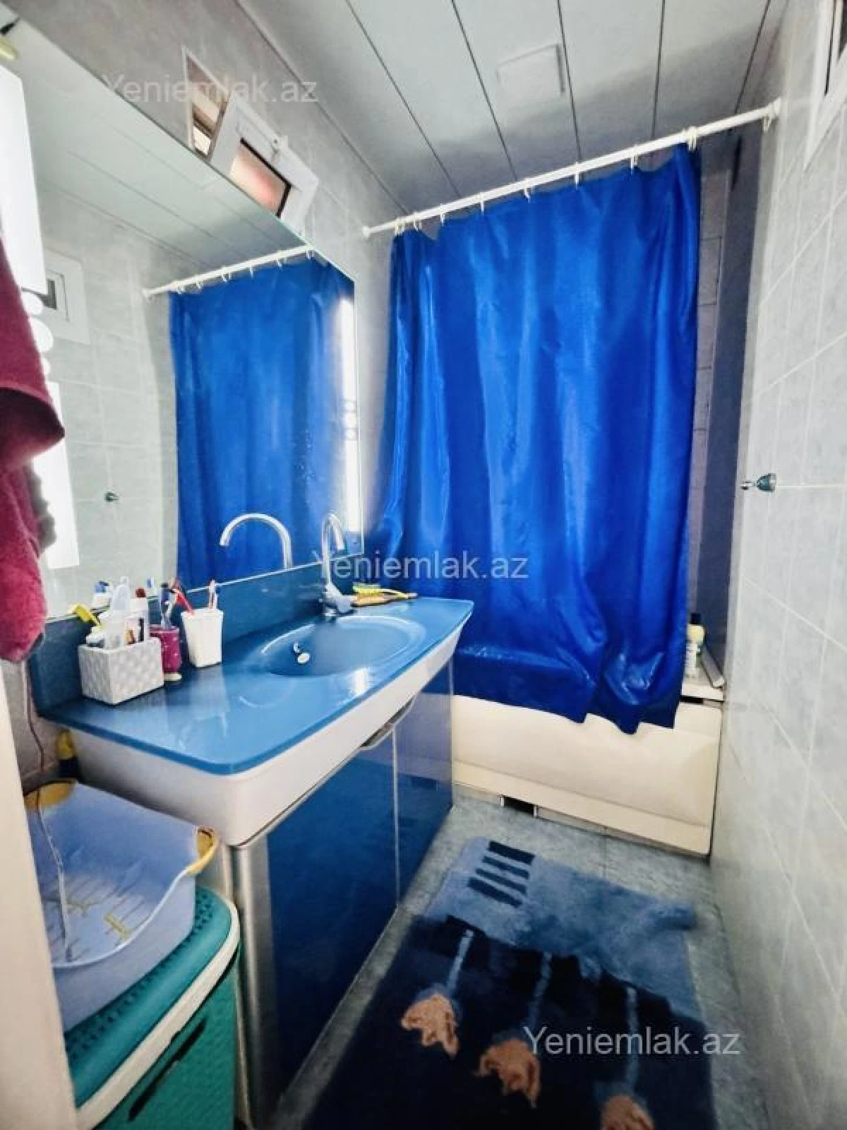 Satılır 4 otaqlı köhnə tikili 100 m²