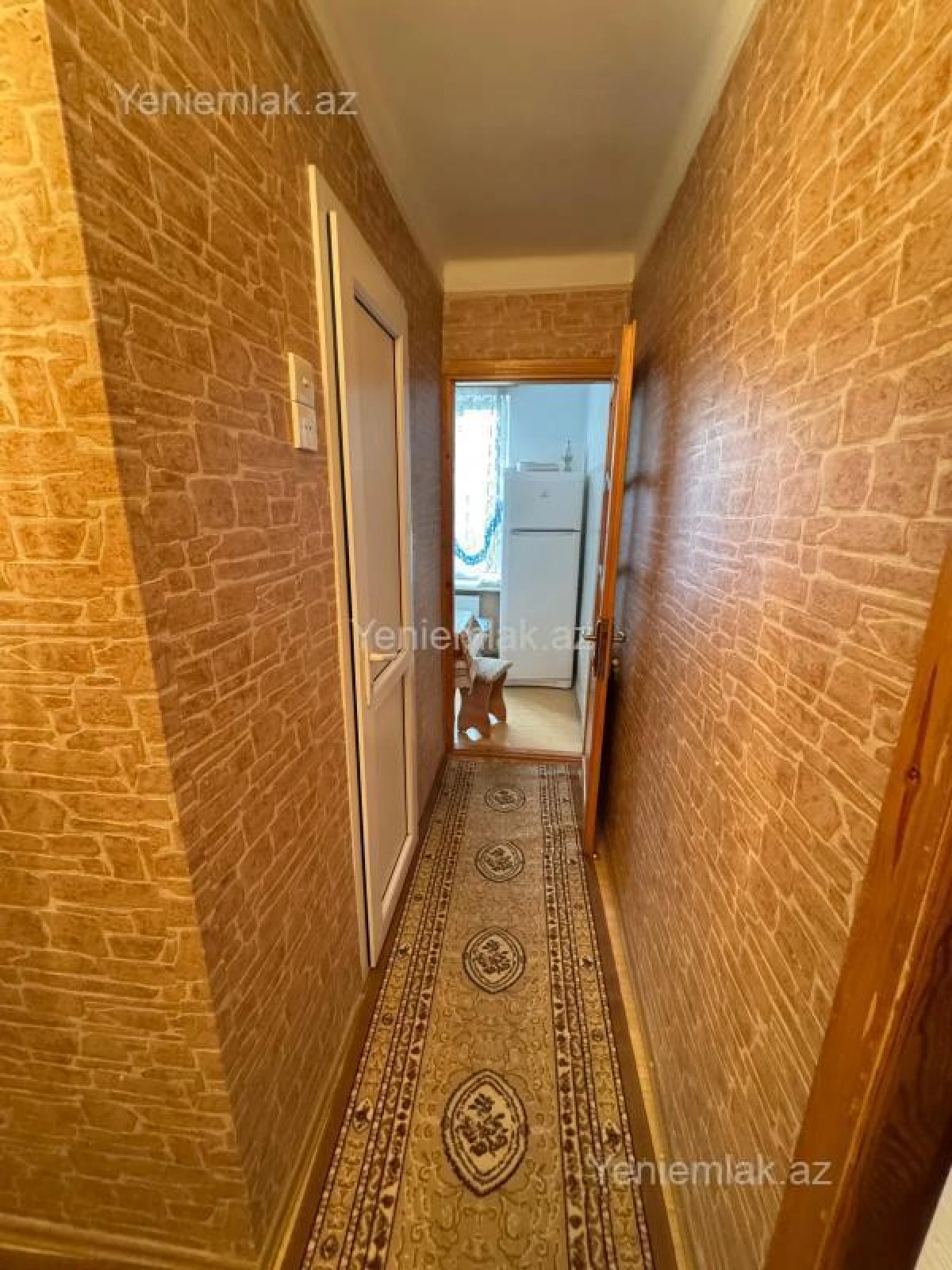 Satılır 1 otaqlı köhnə tikili 40 m²