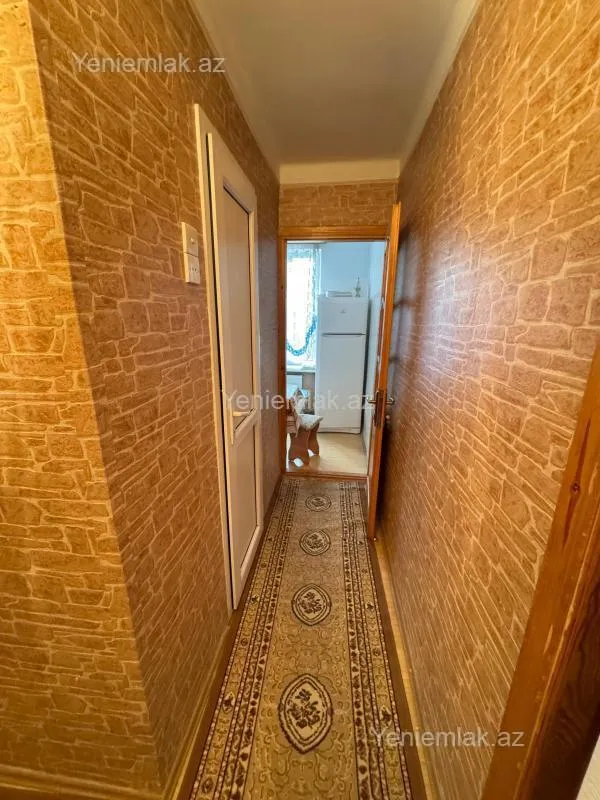 Satılır 1 otaqlı köhnə tikili 40 m²