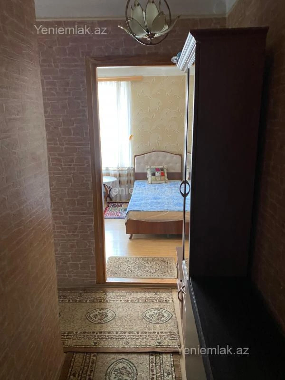 Satılır 1 otaqlı köhnə tikili 40 m²