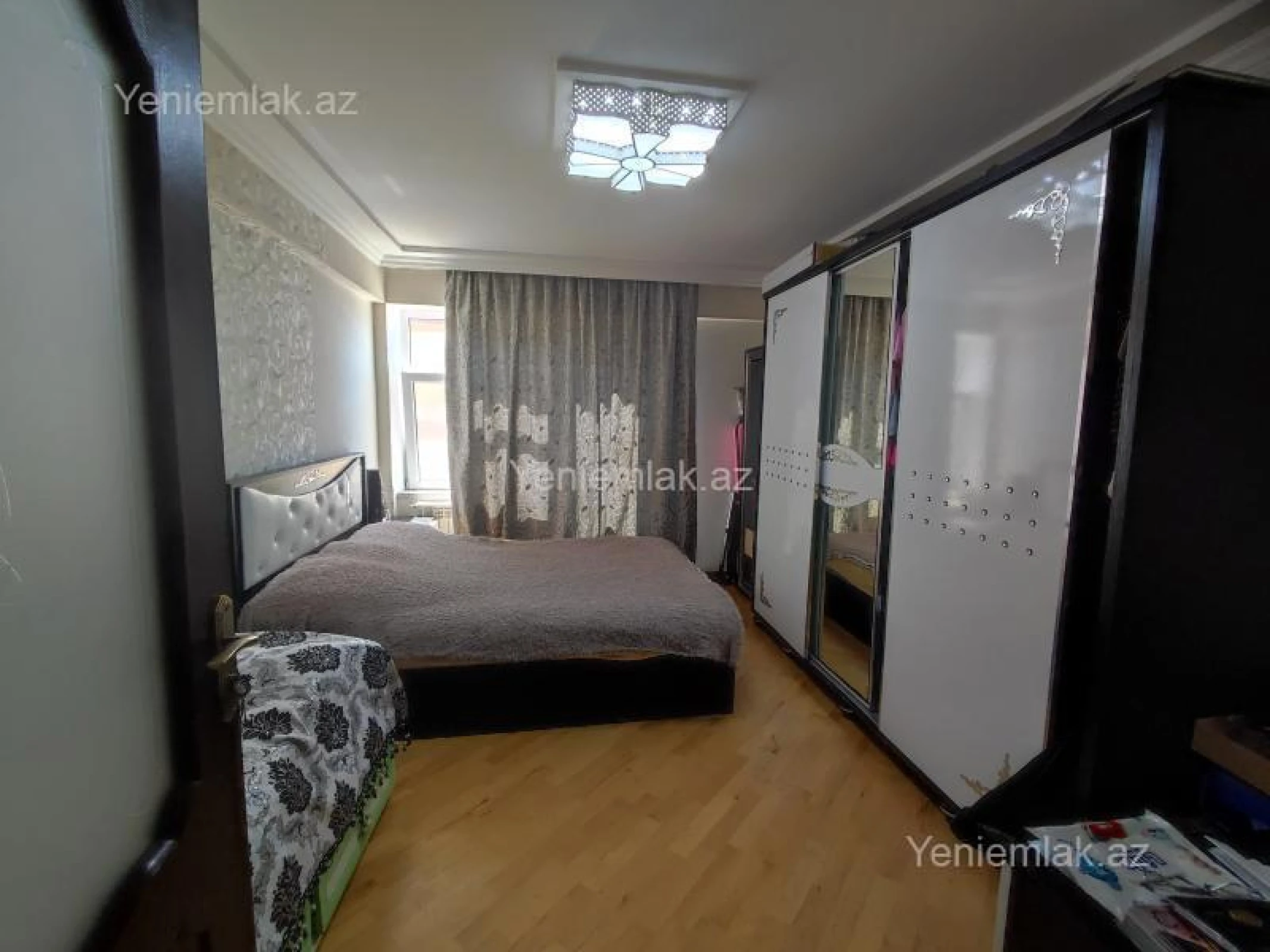 Satılır 2 otaqlı yeni tikili 77 m²