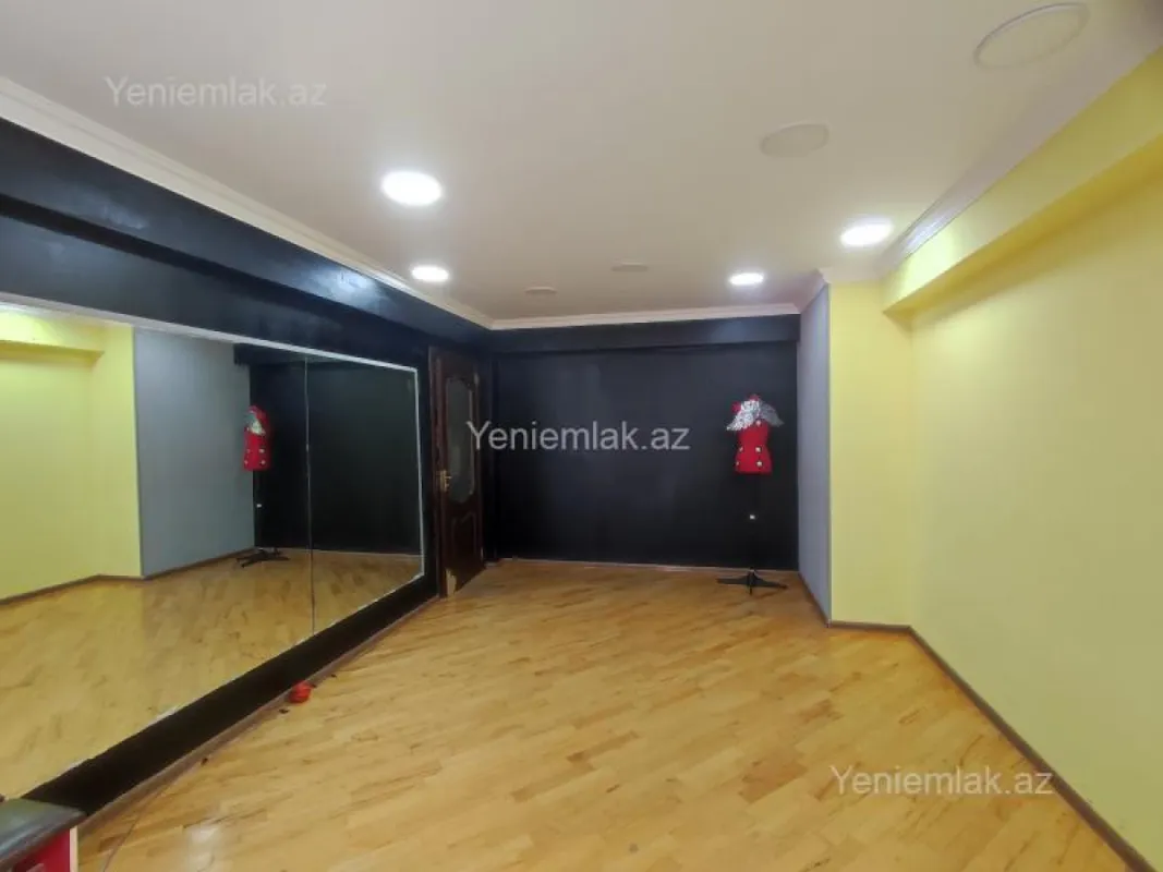 Satılır 2 otaqlı yeni tikili 77 m²