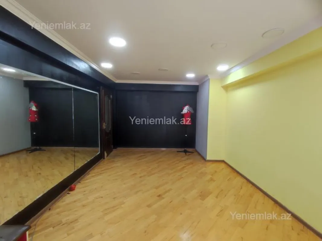 Satılır 2 otaqlı yeni tikili 77 m²