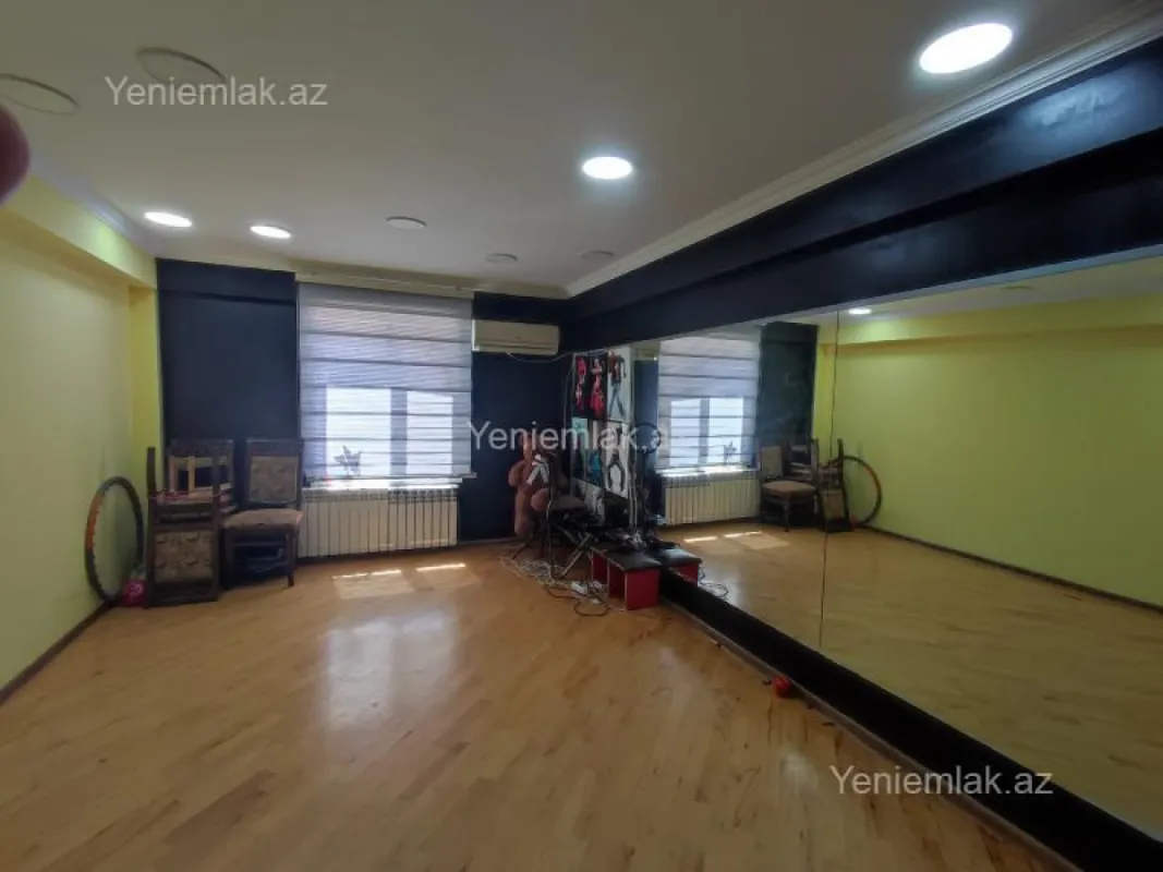 Satılır 2 otaqlı yeni tikili 77 m²