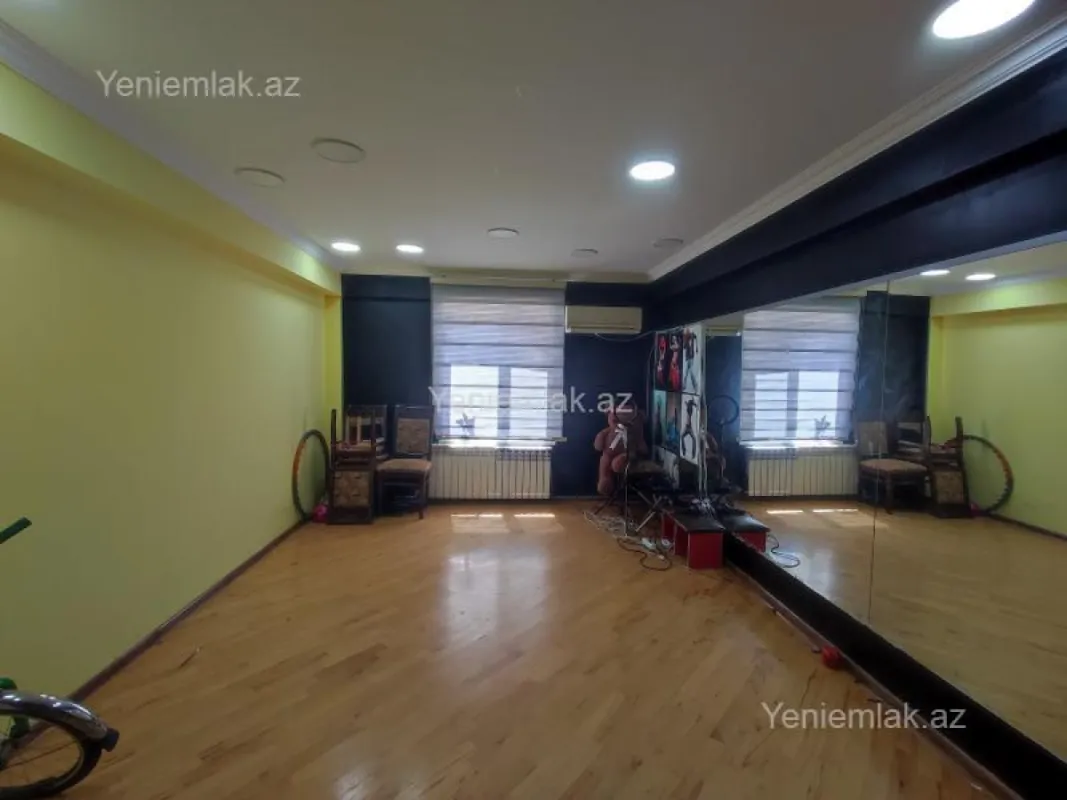 Satılır 2 otaqlı yeni tikili 77 m²