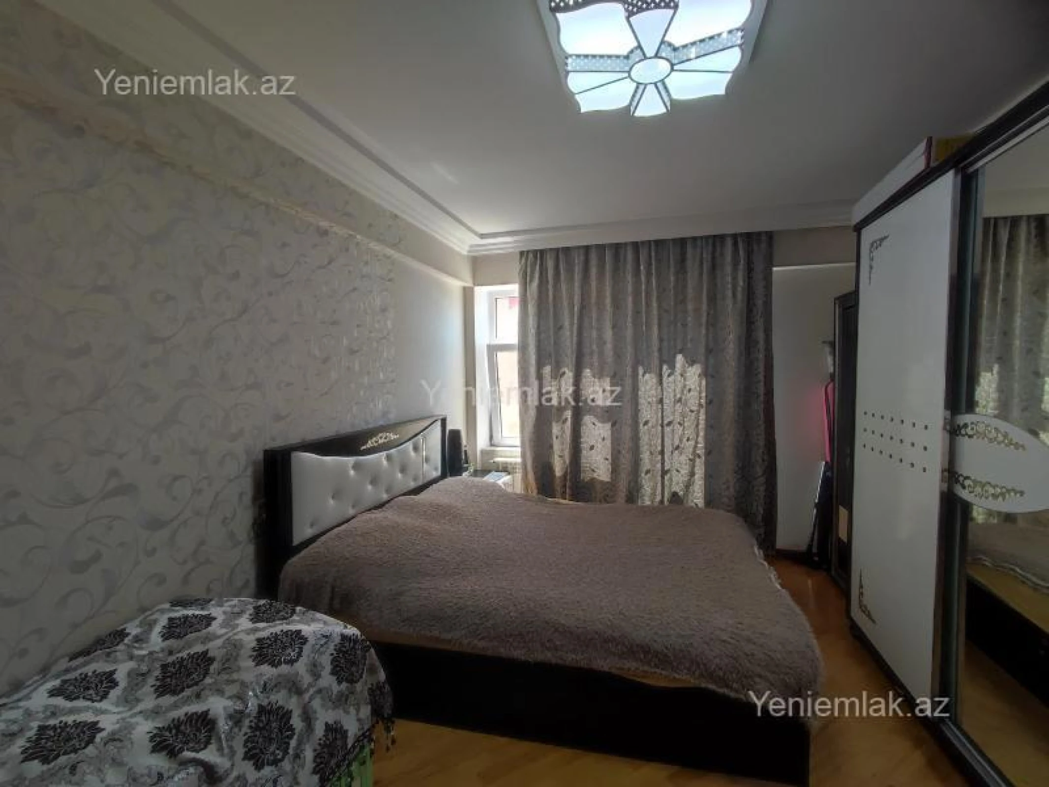 Satılır 2 otaqlı yeni tikili 77 m²