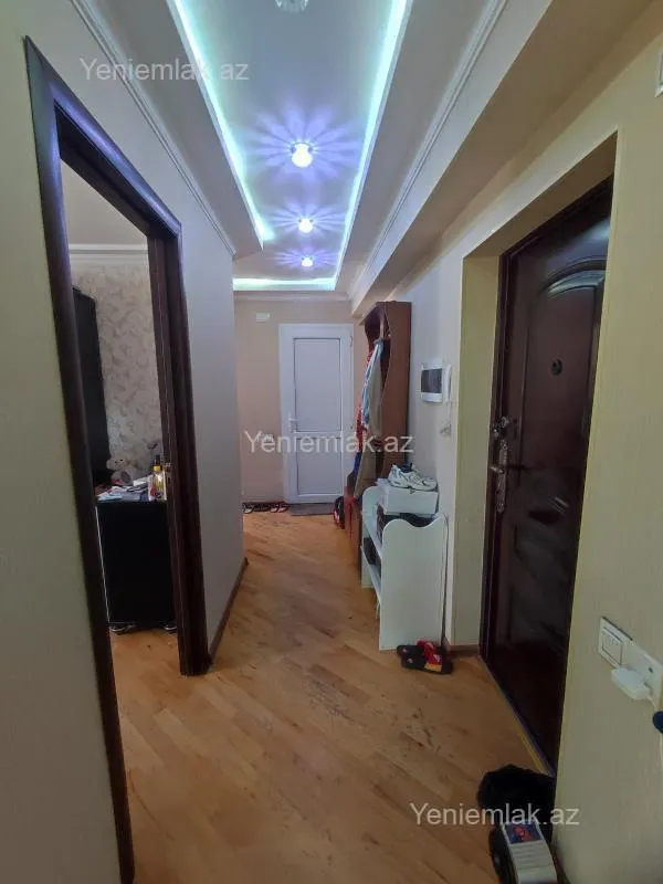 Satılır 2 otaqlı yeni tikili 77 m²