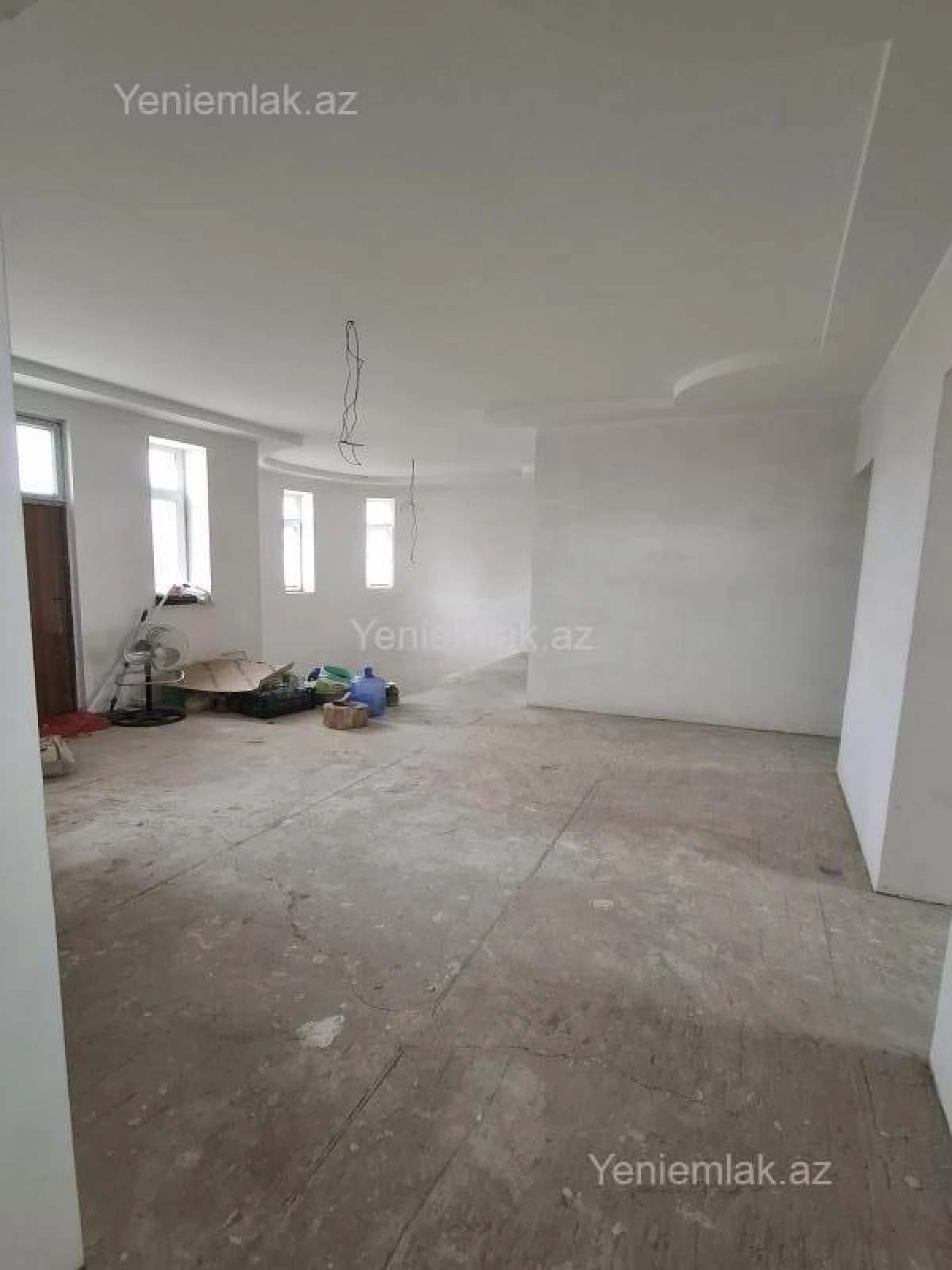 Satılır 6 otaqlı həyət evi 260 m²