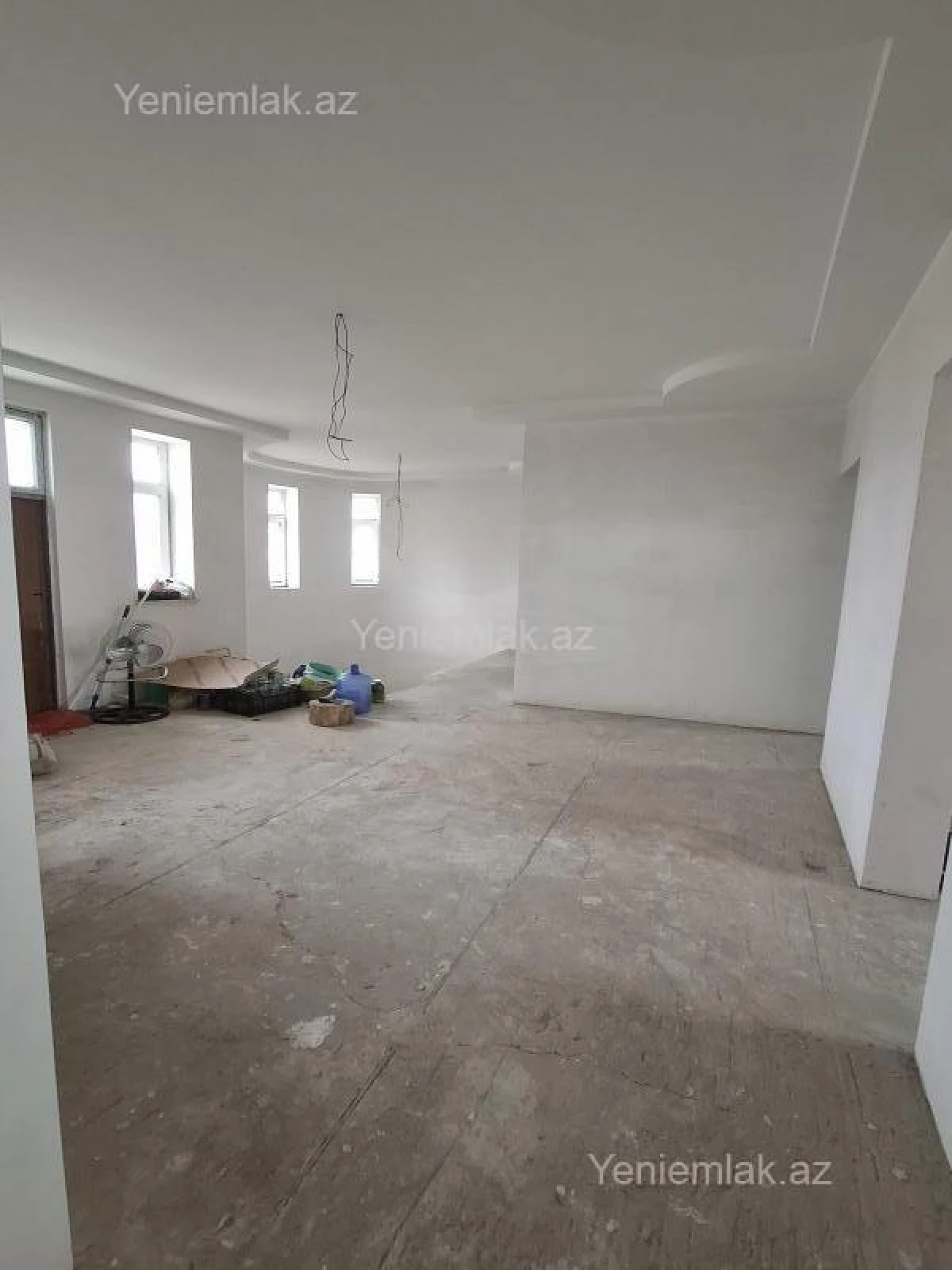 Satılır 6 otaqlı həyət evi 260 m²