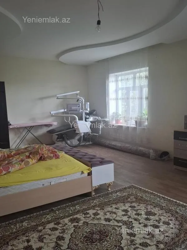 Satılır 6 otaqlı həyət evi 260 m²