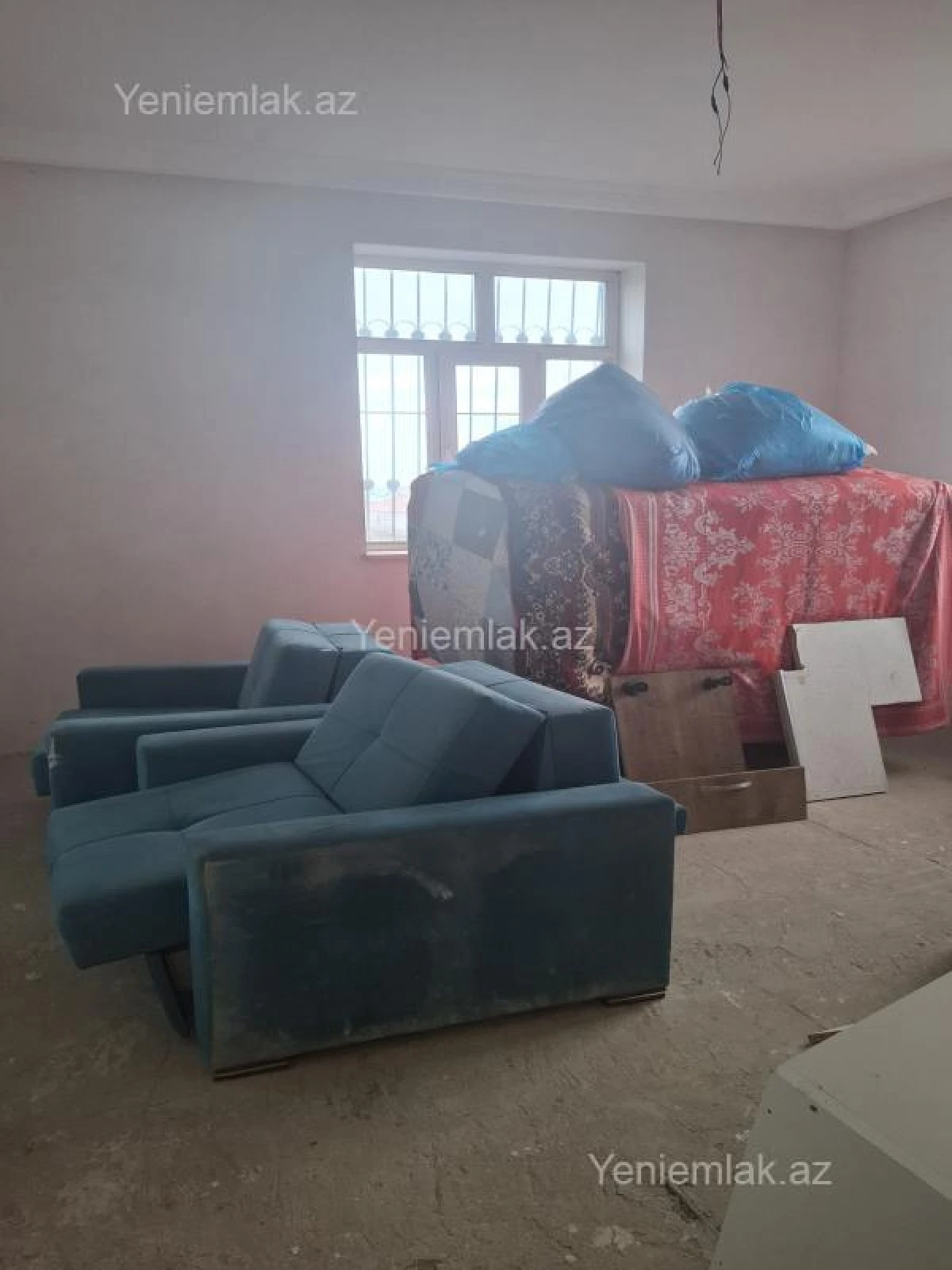 Satılır 5 otaqlı həyət evi 280 m²