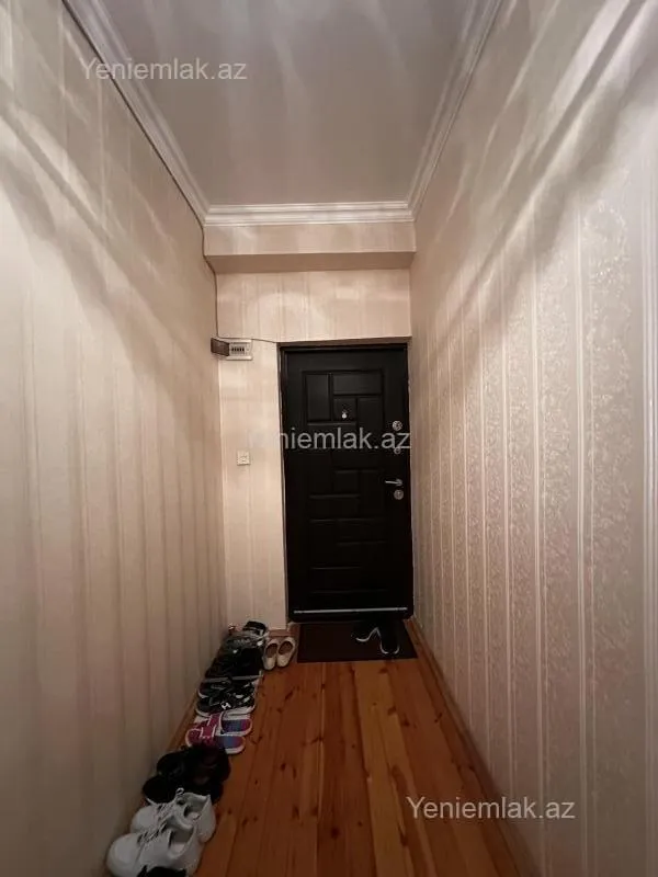 Satılır 2 otaqlı yeni tikili 72 m²