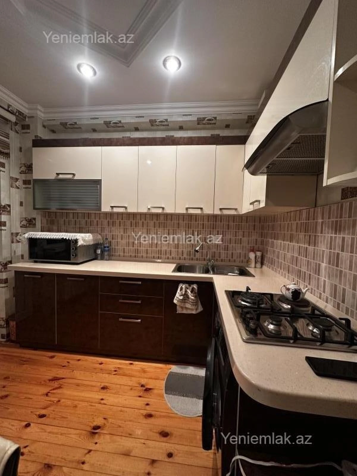 Satılır 2 otaqlı yeni tikili 72 m²