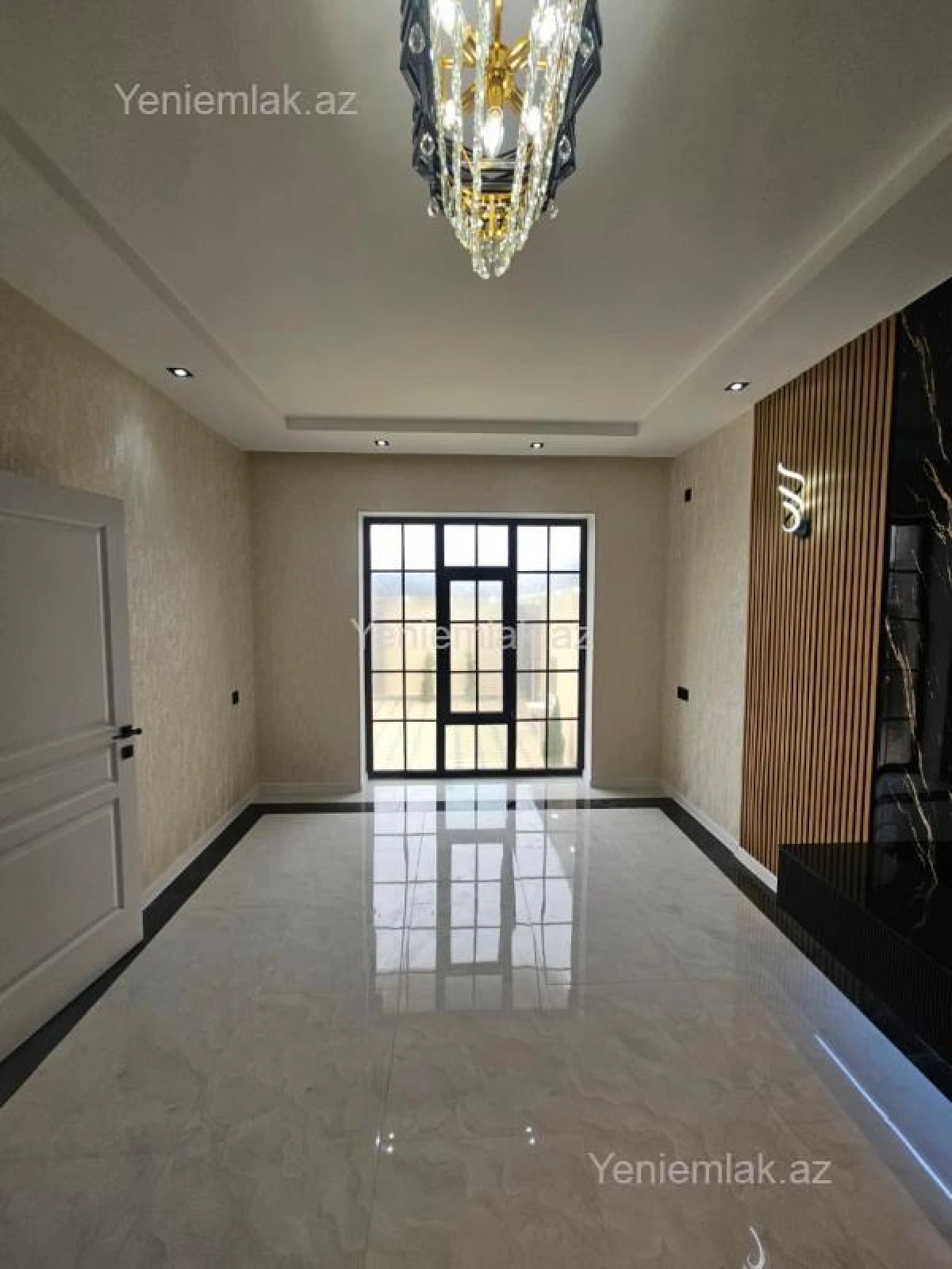 Satılır 5 otaqlı həyət evi 200 m²