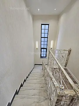 Satılır 5 otaqlı həyət evi 200 m²
