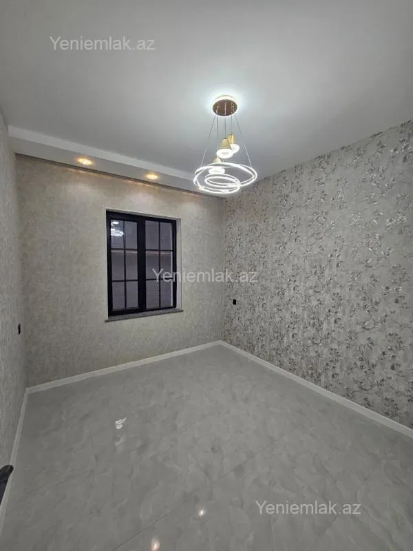 Satılır 5 otaqlı həyət evi 200 m²