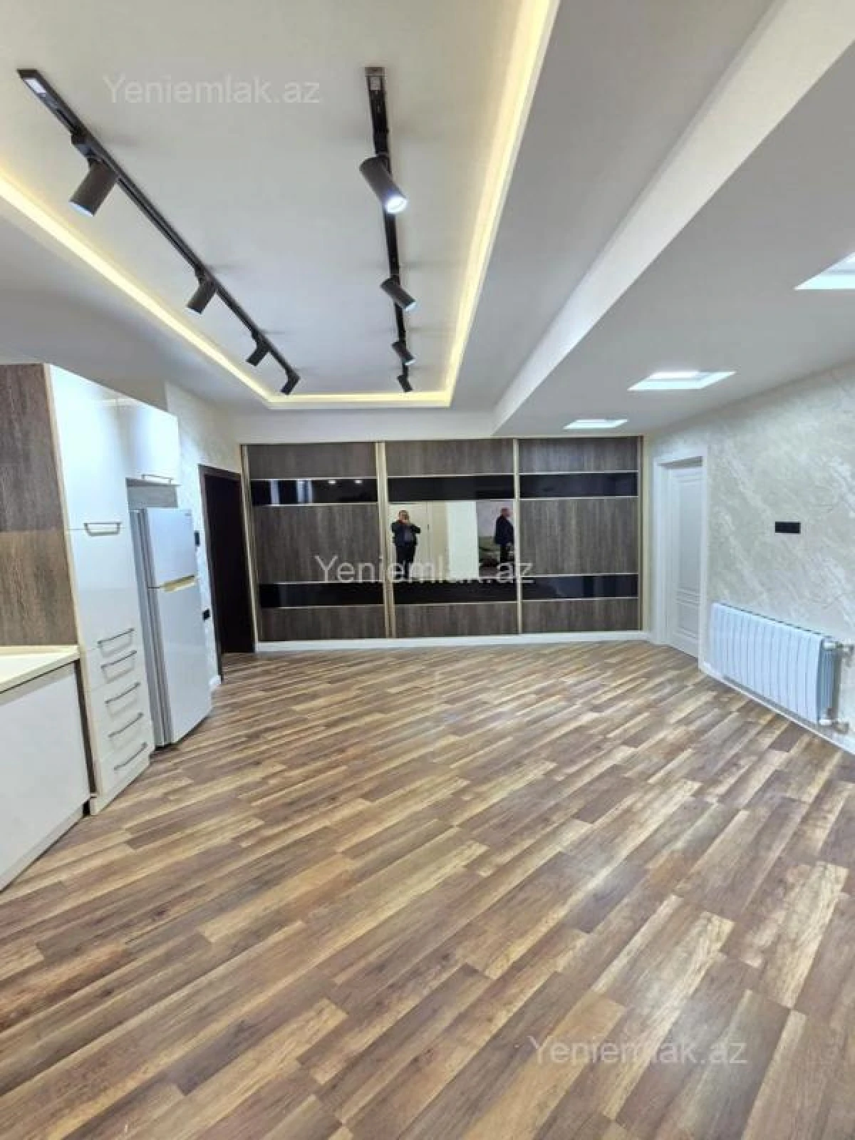 Satılır 3 otaqlı yeni tikili 85 m²