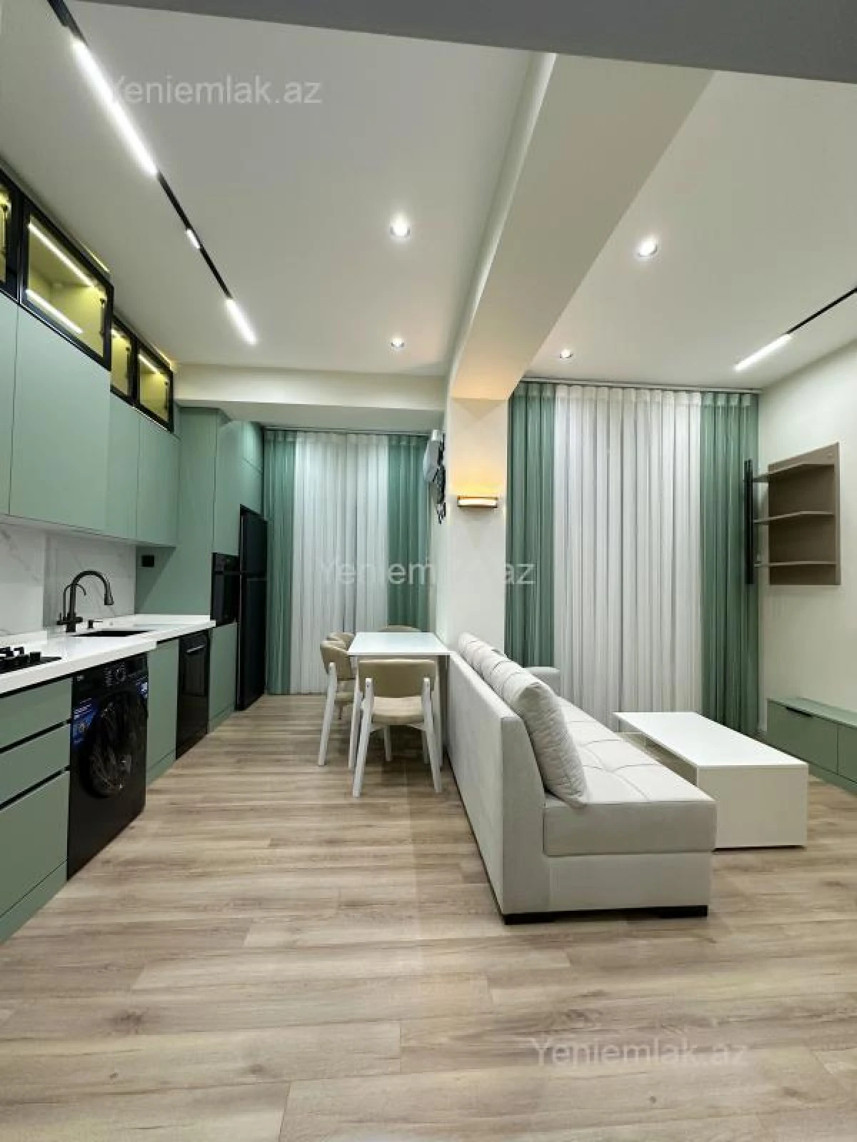 Satılır 3 otaqlı yeni tikili 85 m²