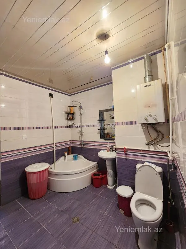 Satılır 4 otaqlı köhnə tikili 90 m²