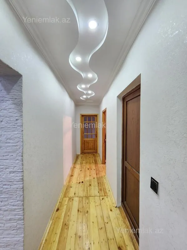 Satılır 4 otaqlı köhnə tikili 90 m²