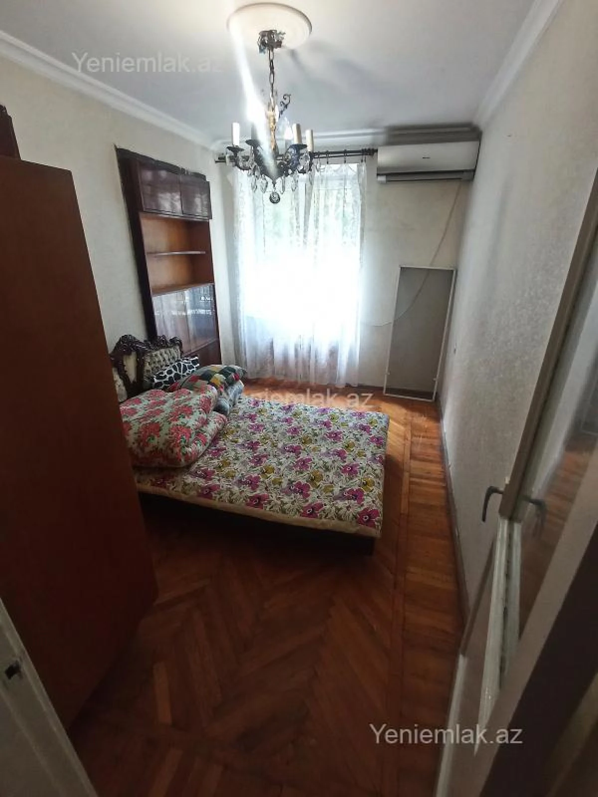 Satılır 3 otaqlı köhnə tikili 79 m²