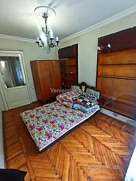 Satılır 3 otaqlı köhnə tikili 79 m²