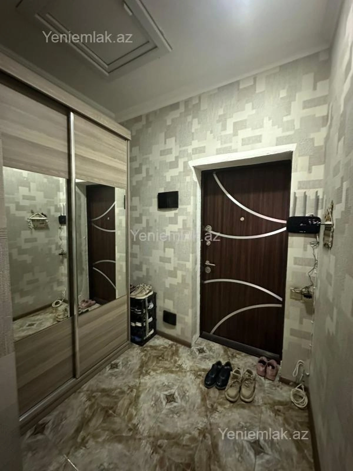 Satılır 3 otaqlı yeni tikili 75 m²