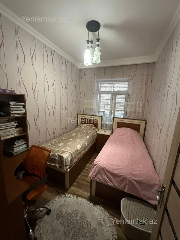 Satılır 3 otaqlı yeni tikili 75 m²