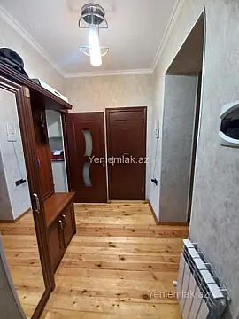 Satılır 2 otaqlı köhnə tikili 62 m²