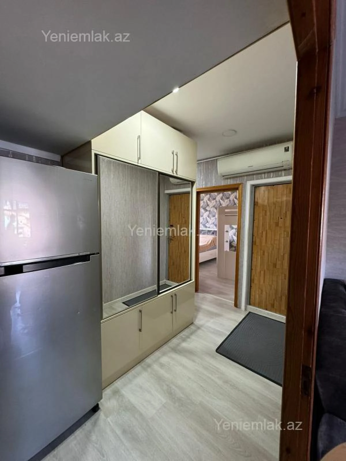 Satılır 2 otaqlı köhnə tikili 57 m²