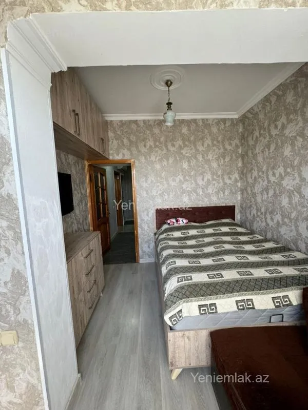 Satılır 2 otaqlı köhnə tikili 57 m²